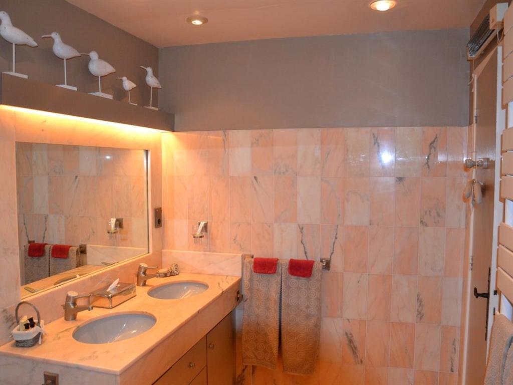 Hotel La Deviniere Donzère Zewnętrze zdjęcie