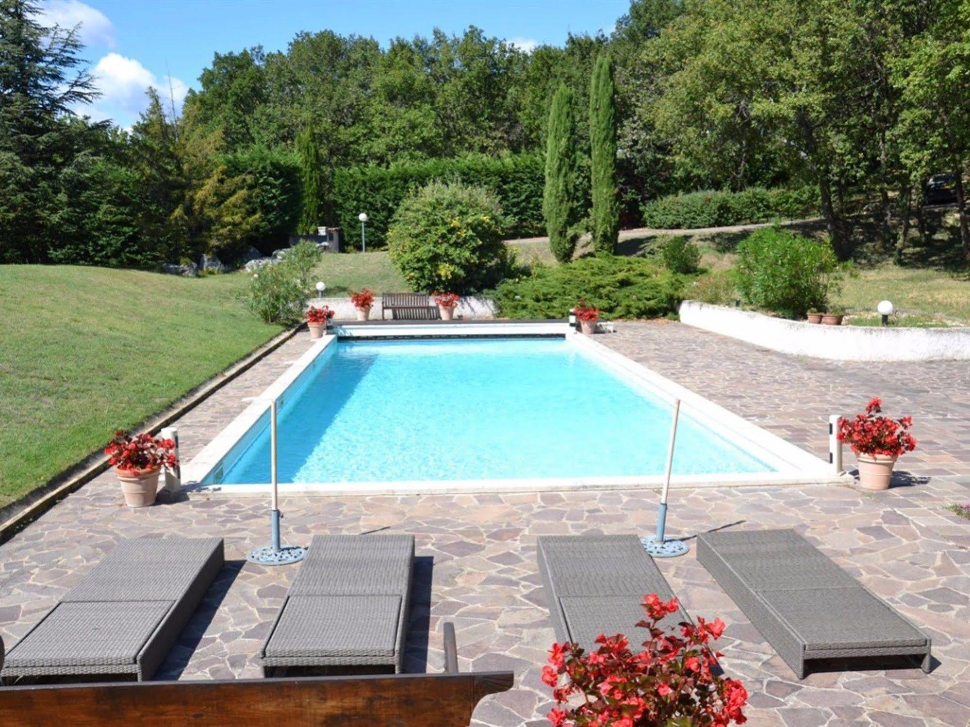 Hotel La Deviniere Donzère Zewnętrze zdjęcie